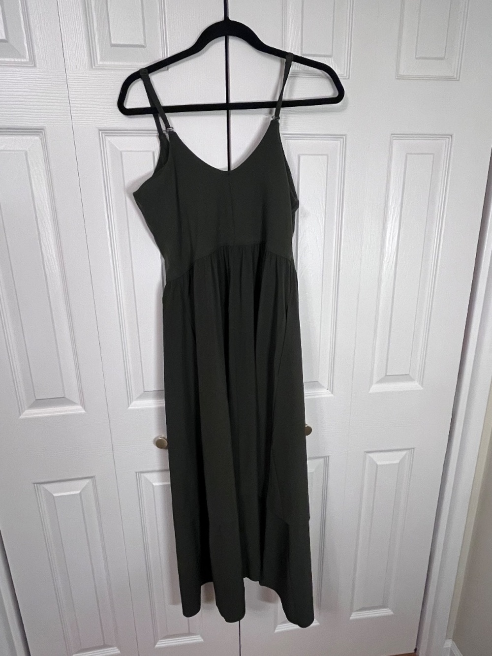Athleta Elation V-Neck Hybrid Dress - Picture 3 of 6